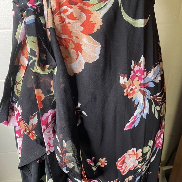 Lulus Black Floral Print High Low Wrap Maxi Dress Size XS Ruffle Sleevel… - Picture 4 of 8